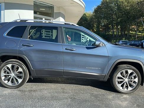 Used 2021 Jeep Cherokee Limited w/ Elite Package image 5