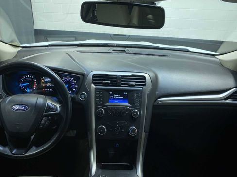 Used 2019 Ford Fusion S image 10