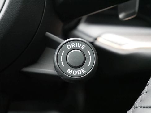 New 2026 Porsche Cayenne S image 16