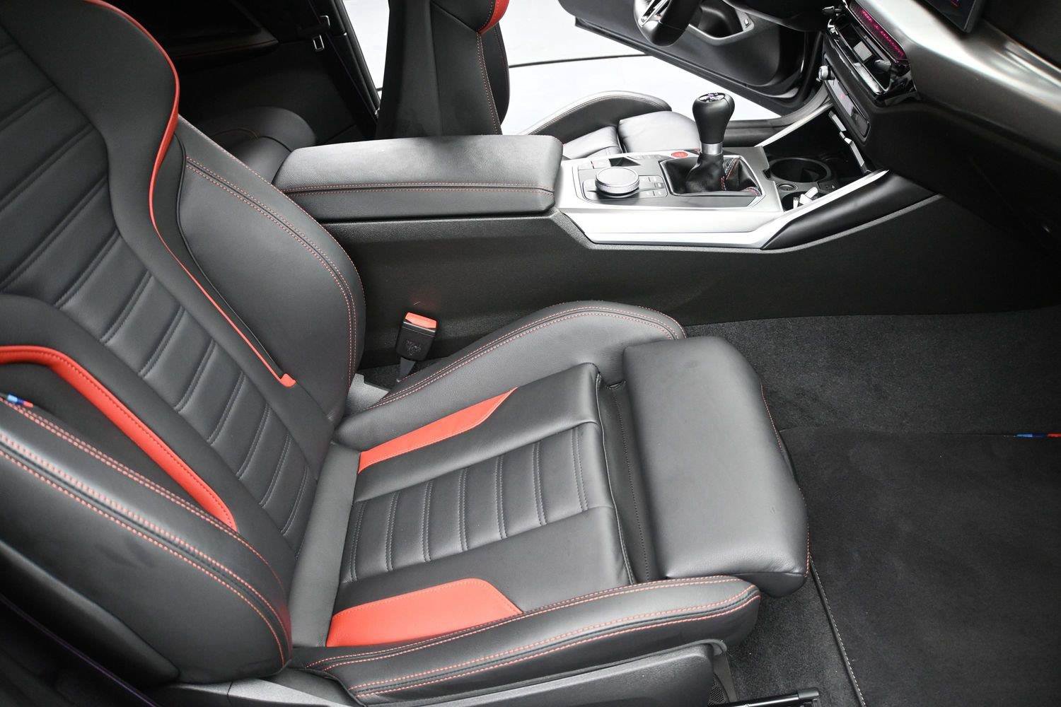Used 2025 BMW M2 w/ Lighting Package RWD image 22
