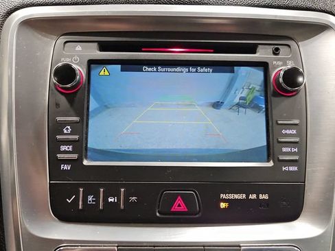 Used 2016 GMC Acadia SLT AWD/4WD image 17