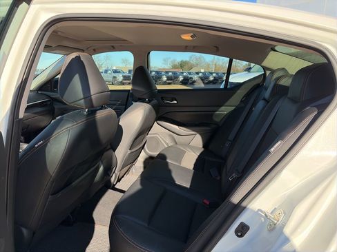 Used 2021 Nissan Altima 2.0 SR image 8