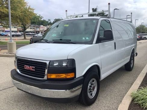 Used 2026 GMC Savana 2500 w/ Driver Convenience Package RWD image 4