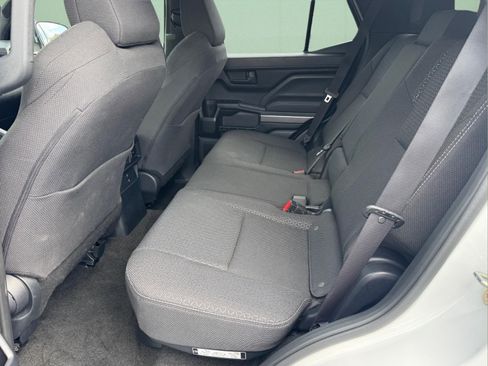 Used 2025 Toyota 4Runner SR5 AWD/4WD image 13
