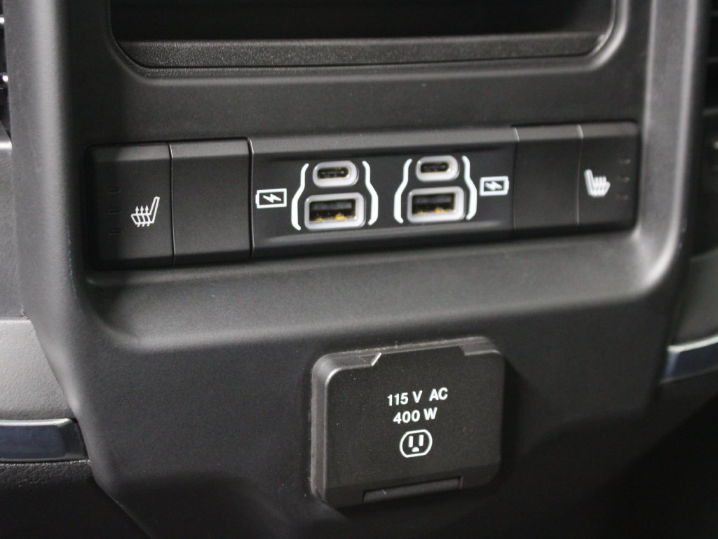 Used 2025 RAM 1500 Laramie w/ Night Edition AWD/4WD image 18