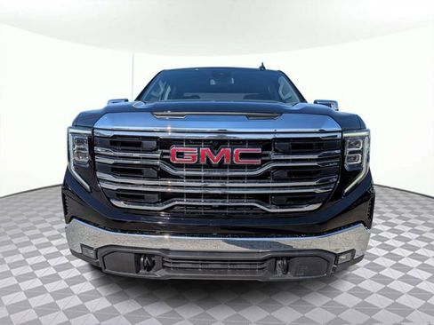 Used 2025 GMC Sierra 1500 SLT AWD/4WD image 8