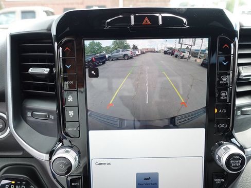 Used 2023 RAM 1500 Big Horn AWD/4WD image 49