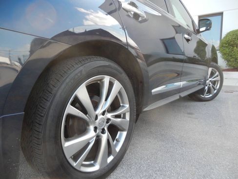 Used 2015 INFINITI QX60 Luxe w/ Deluxe Touring Package AWD/4WD image 23