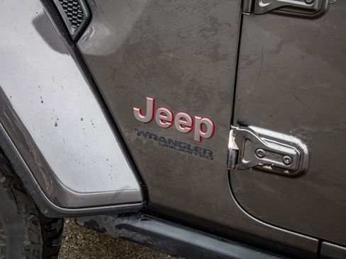 Used 2018 Jeep Wrangler Unlimited Rubicon image 10