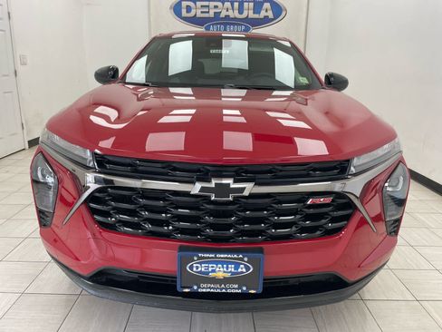 New 2026 Chevrolet Trax RS w/ Sunroof Package FWD image 17