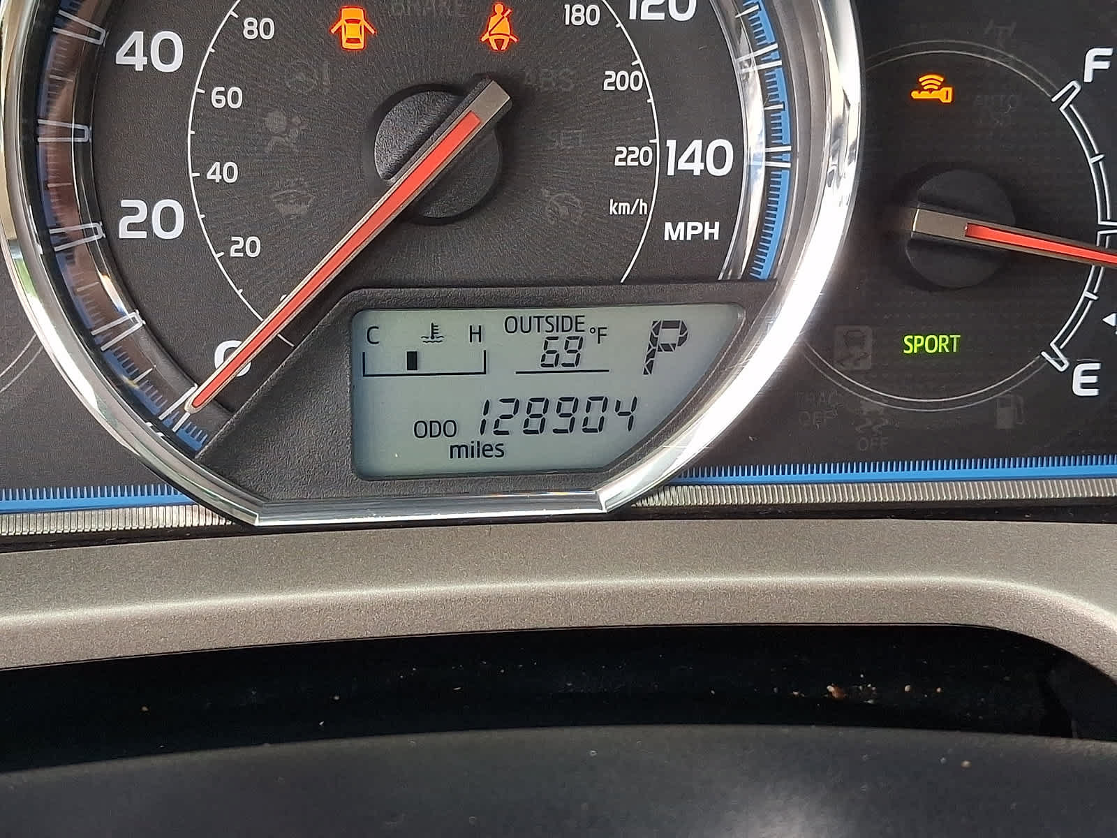 Used 2014 Toyota RAV4 Limited AWD/4WD image 22