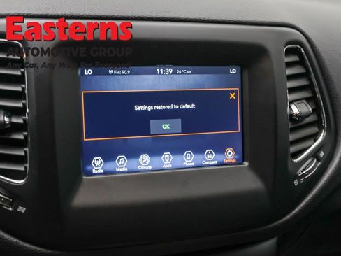 Used 2019 Jeep Compass Latitude w/ Cold Weather Group image 19