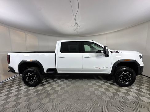 New 2026 GMC Sierra 2500 AT4X image 4