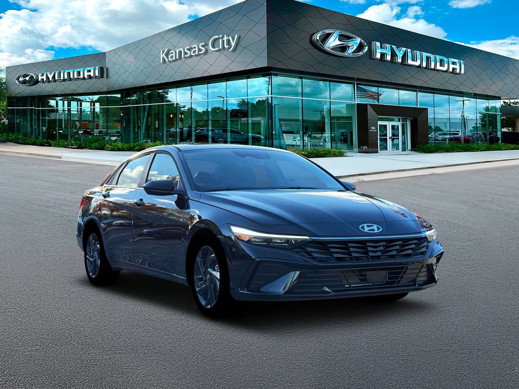 New 2026 Hyundai Elantra SEL Sport w/ Cargo Package FWD image 11
