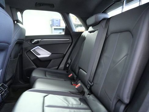 Used 2019 Audi Q3 2.0T Premium AWD/4WD image 14