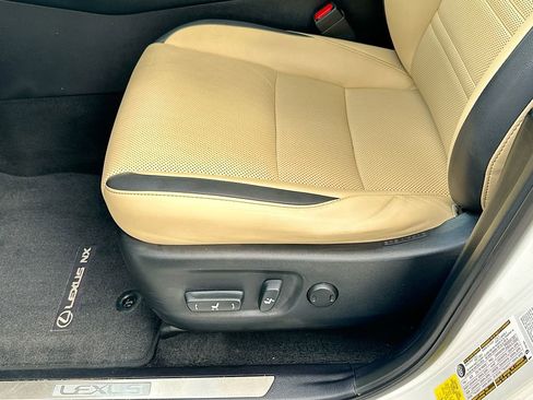 Used 2016 Lexus NX 200t FWD w/ Premium Package image 9