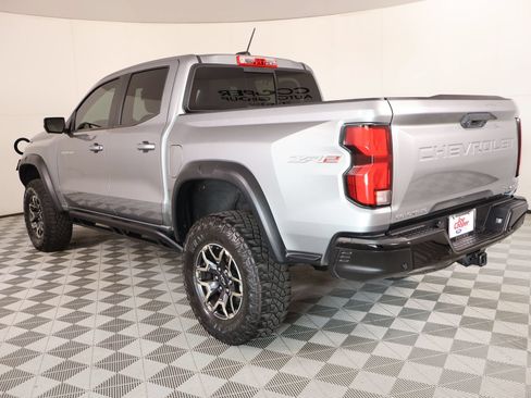 Used 2023 Chevrolet Colorado ZR2 w/ ZR2 Convenience Package III AWD/4WD image 24
