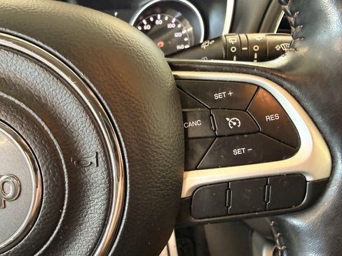 Used 2019 Jeep Compass Latitude w/ Cold Weather Group image 23