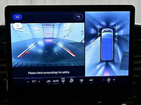 Used 2023 Ford Transit 350 XLT image 23