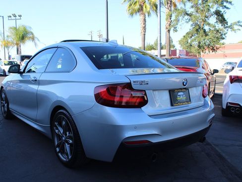 Used 2016 BMW M235i Coupe RWD image 5