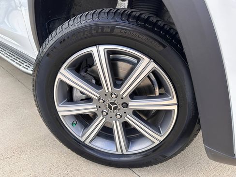 Used 2021 Mercedes-Benz GLS 450 4MATIC image 37