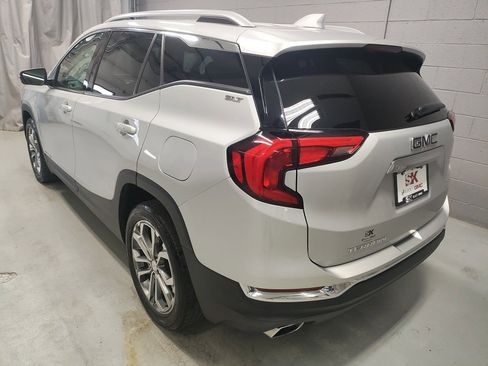 Used 2020 GMC Terrain SLT w/ Preferred Package image 21