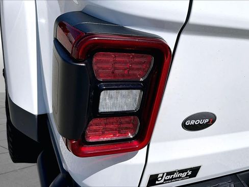 Used 2020 Jeep Gladiator Rubicon AWD/4WD image 28