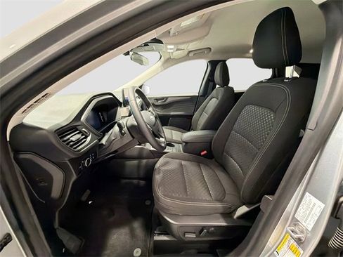 Used 2023 Ford Escape Active image 17
