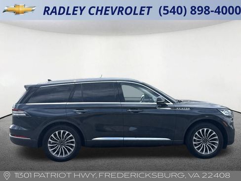Used 2022 Lincoln Aviator Reserve image 3
