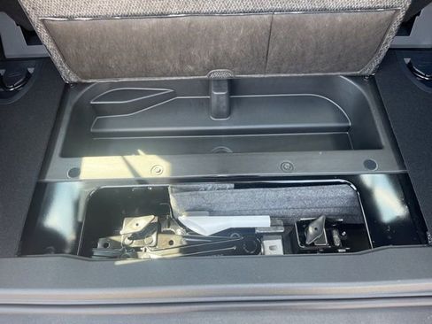 New 2025 Ford Bronco 2-Door image 24