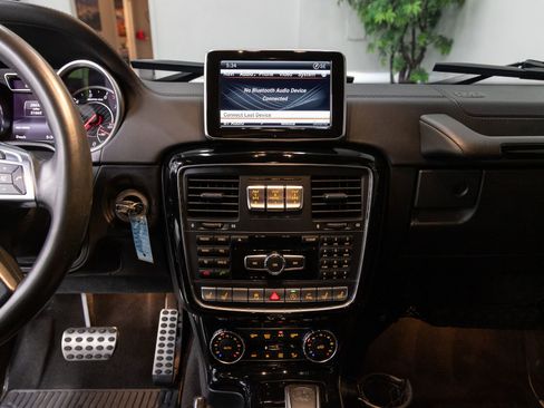 Used 2016 Mercedes-Benz G 63 AMG 4MATIC image 11