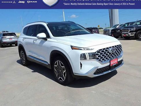 Used 2023 Hyundai Santa Fe Limited AWD/4WD image 2