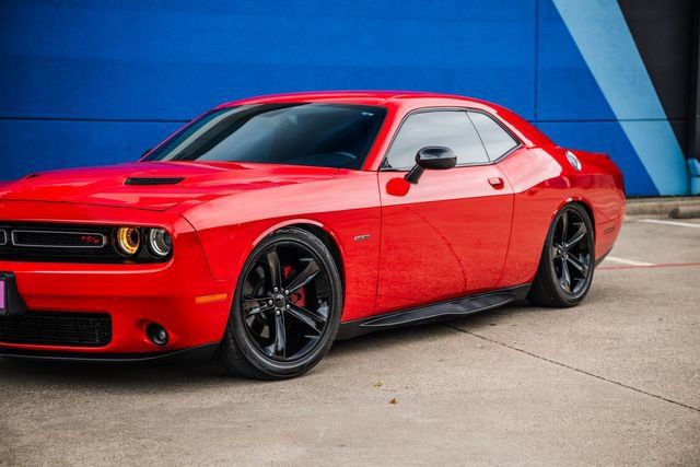 Used 2015 Dodge Challenger R/T w/ Quick Order Package 28B R/T RWD image 40