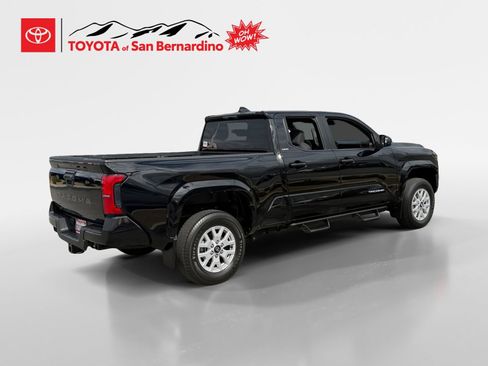 Certified 2024 Toyota Tacoma SR5 image 5