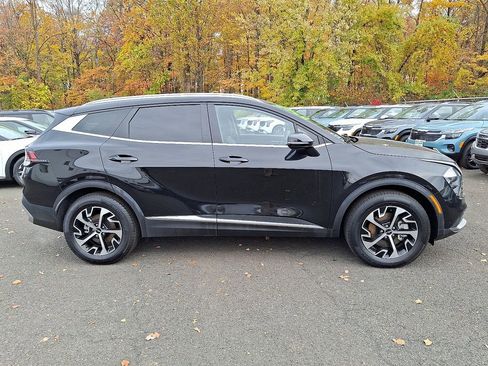 Certified 2023 Kia Sportage EX image 7