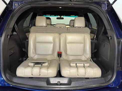 Used 2011 Ford Explorer XLT w/ 202A Rapid Spec Order Code FWD image 31