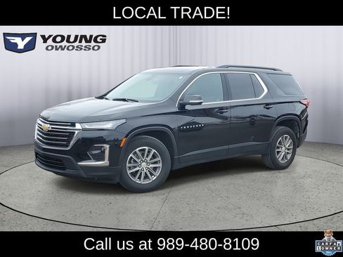 Used 2023 Chevrolet Traverse LT image 1