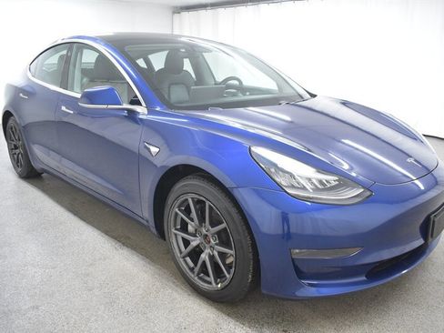Used 2019 Tesla Model 3 Long Range image 1