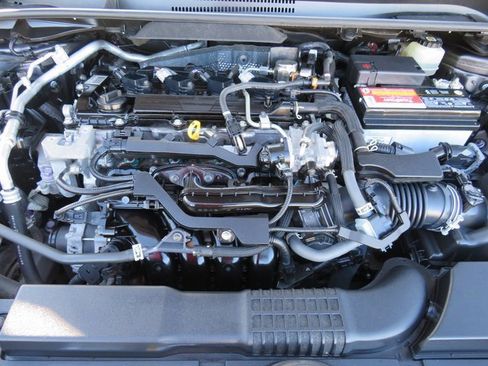 Used 2021 Toyota Corolla SE image 34