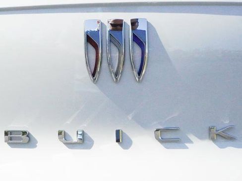 Used 2025 Buick Envista Sport Touring FWD image 40