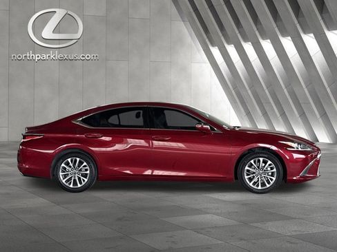 Certified 2023 Lexus ES 350 image 4
