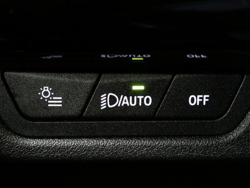 Used 2023 BMW X1 xDrive28i image 14