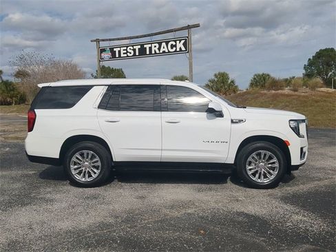 Used 2024 GMC Yukon SLE w/ Gmc Pro Safety Plus Package image 4