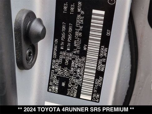 Used 2024 Toyota 4Runner SR5 Premium image 29
