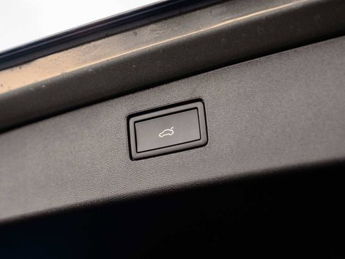 New 2026 Volkswagen Tiguan SEL R-Line image 42