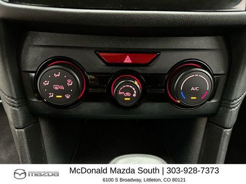 Used 2018 Subaru Impreza 2.0i Premium w/ Eyesight & BSD & Rcta AWD/4WD image 18