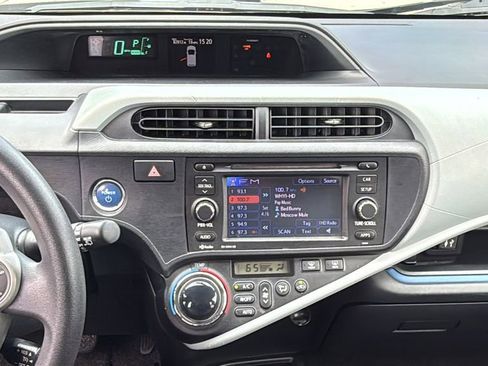 Used 2012 Toyota Prius C Three FWD image 32