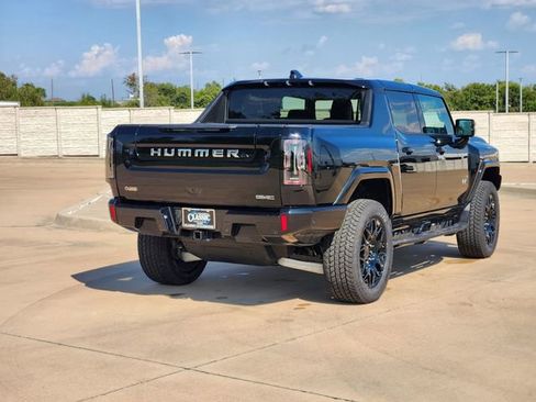 New 2025 GMC Hummer EV 2X image 17