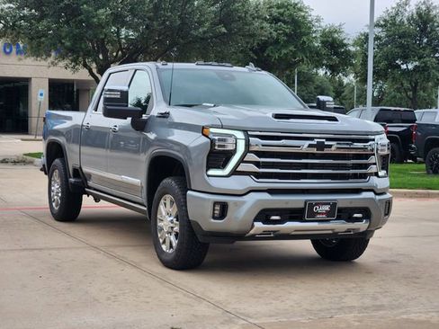 New 2026 Chevrolet Silverado 2500 High Country w/ High Country Premium Package AWD/4WD image 2