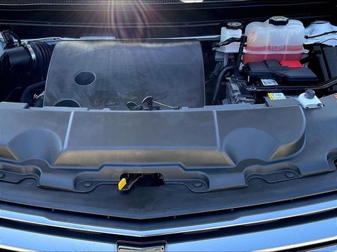 Used 2023 Chevrolet Traverse LT w/ LPO, Floor Liner Package AWD/4WD image 30